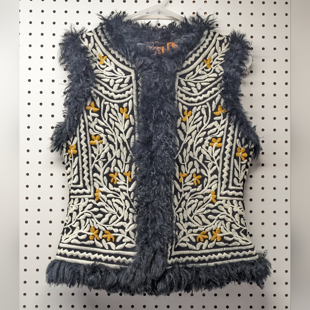 Tory Burch Embroidered Pacer Vest Shearling Lamb Genuine Leather
